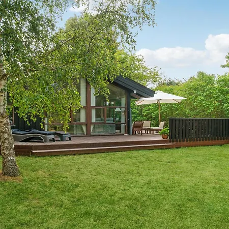 3 Bedroom Stunning In *