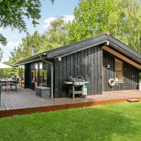 3 Bedroom Stunning In * Fårevejle